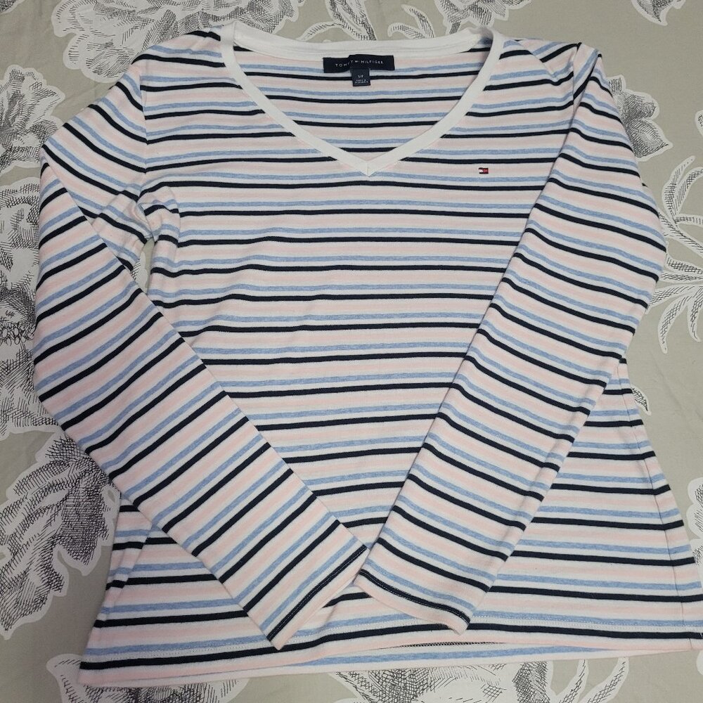 Tommy Hilfiger Striped V Neck Long Sleeve 100% Cotton T Shirt Small EUC